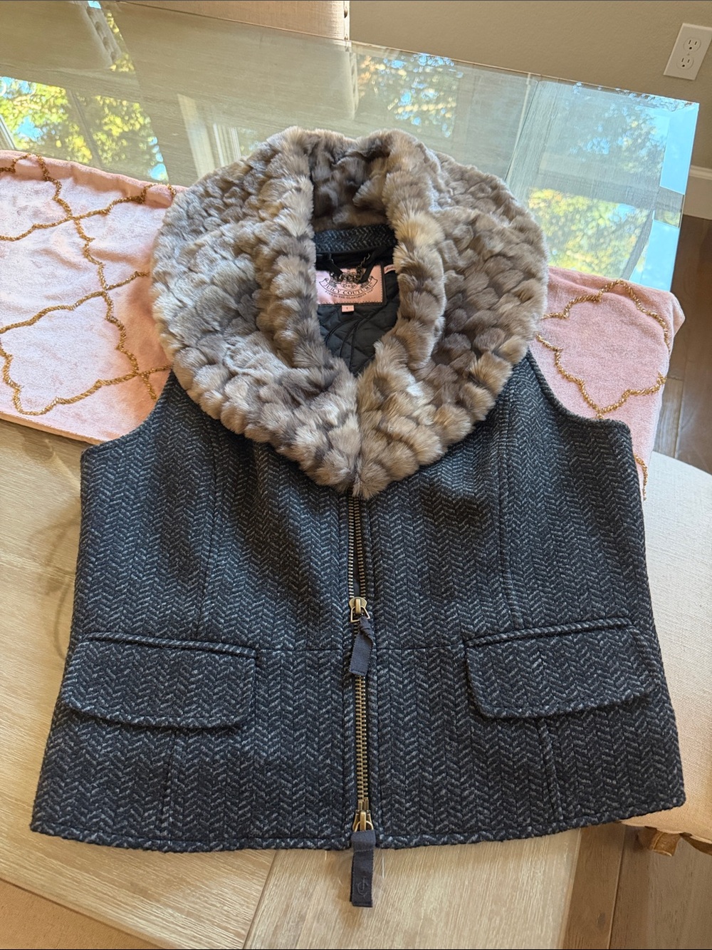 Juicy couture vest